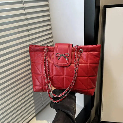 Large Capacity Tote Bag for Women - Trendy Shoulder Hobo & Hand Carry, Aesthetic Chic Versatile Purse for Everyday Essentials