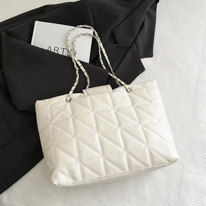 Large Capacity Tote Bag for Women - Trendy Shoulder Hobo & Hand Carry, Aesthetic Chic Versatile Purse for Everyday Essentials