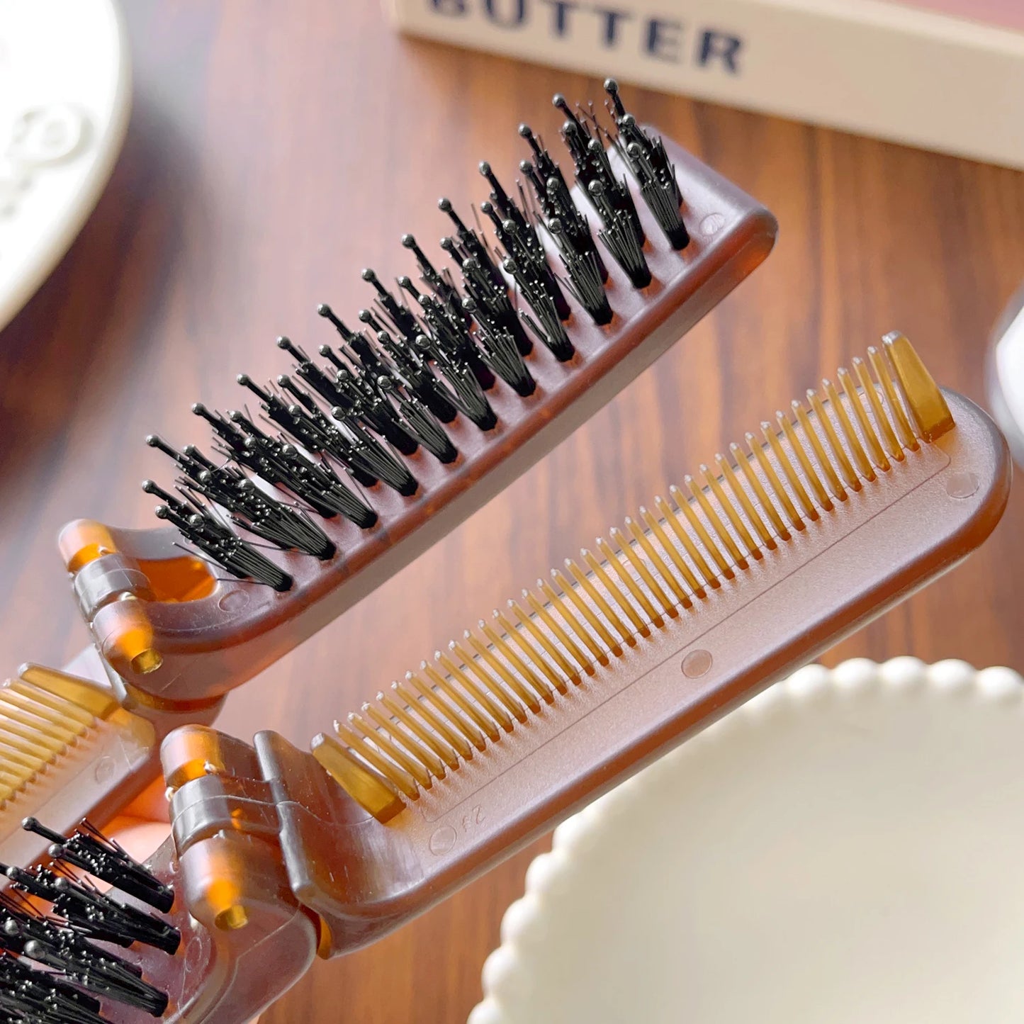 Foldable Hair Comb Double Side Anti Static Head Massager Travel Hair Styling Tool Portable Boar Bristle Hairdressing Salon Brush