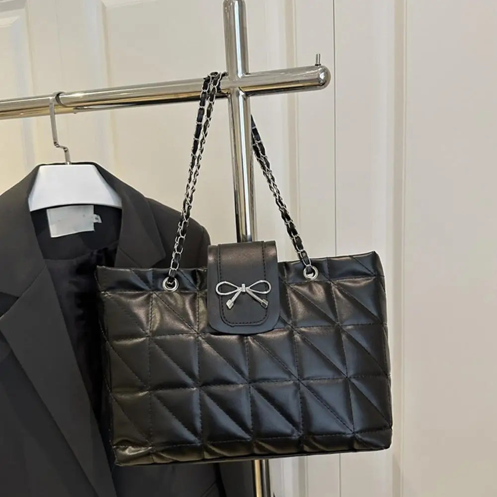 Large Capacity Tote Bag for Women - Trendy Shoulder Hobo & Hand Carry, Aesthetic Chic Versatile Purse for Everyday Essentials