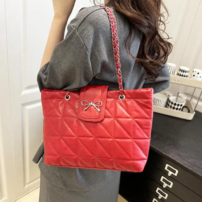 Large Capacity Tote Bag for Women - Trendy Shoulder Hobo & Hand Carry, Aesthetic Chic Versatile Purse for Everyday Essentials