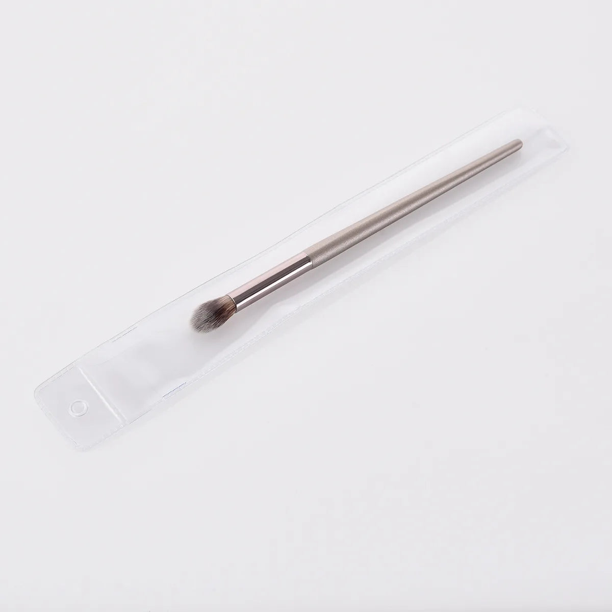 1pc Makeup Brushes Eye Shadow Eye Details Makeup Brush Cosmetic Concealer Blending Makeup Brush Women Cosmetics Tools Soft Brush